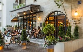 A23 Boutique Hotel